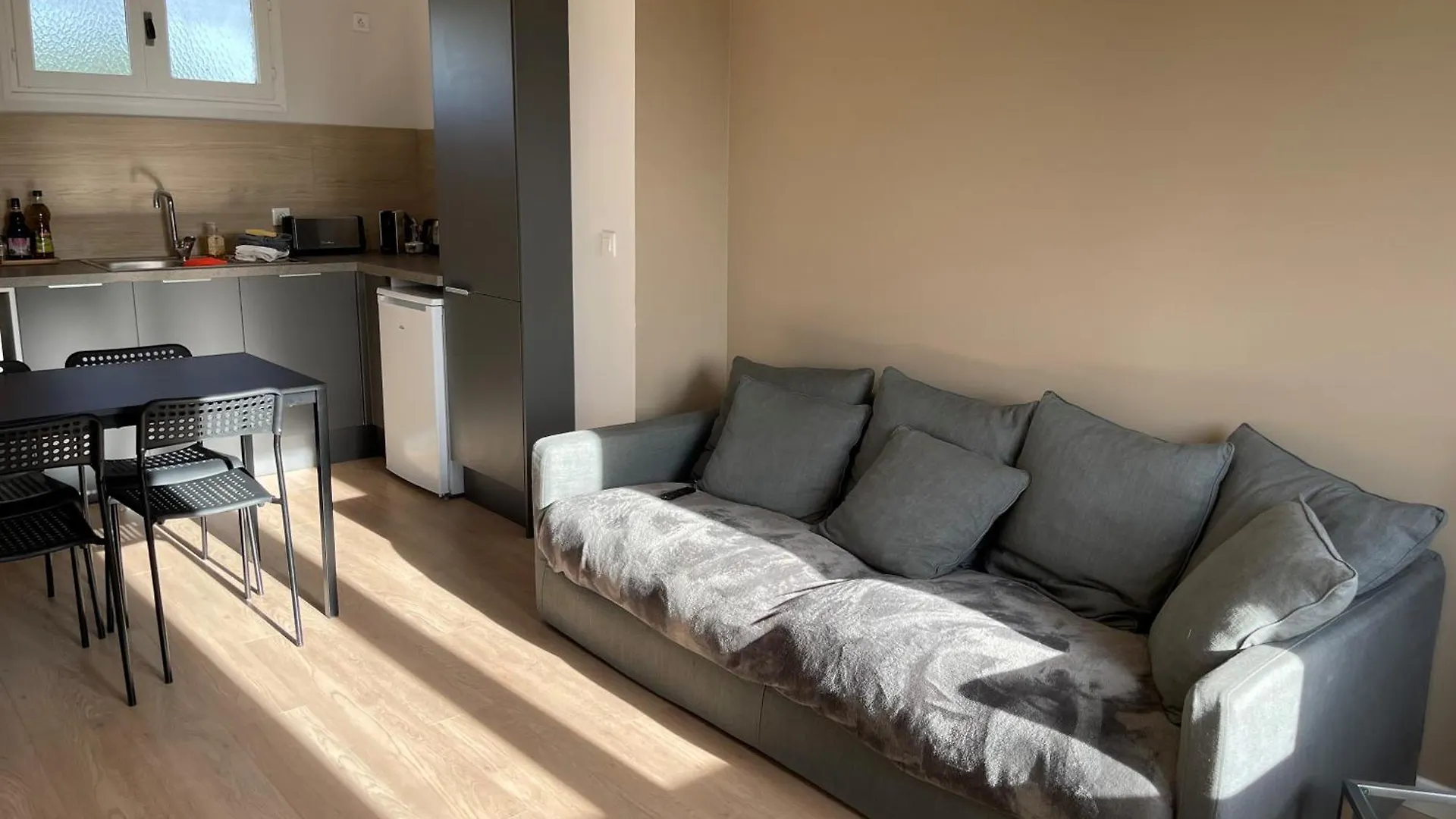 Chez Male -Appartement Avec Grande Terrasse Et Parking Pres Du Parc Jourdan - Centre Ville Aix-en-Provence Francie